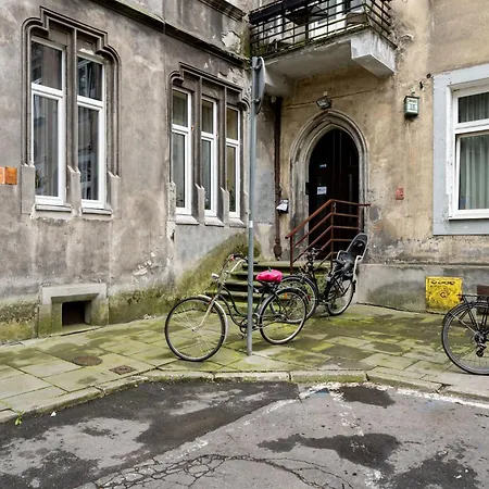 Cracow Charm *